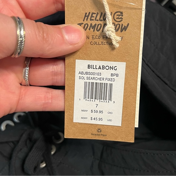 Billabong beach pool shorts size 7 - Picture 6 of 6